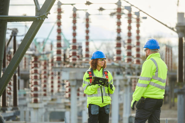 Best Local Electrician Companies  in Hobart, WI